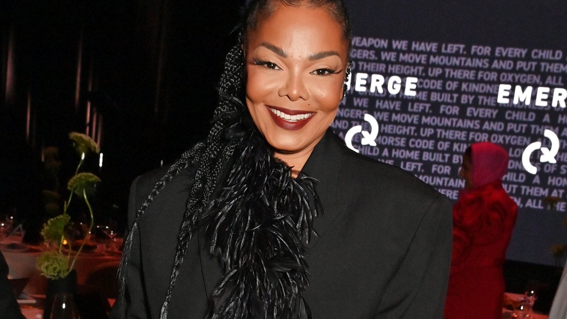 Inside The Mystifying World Of Knotless Braids