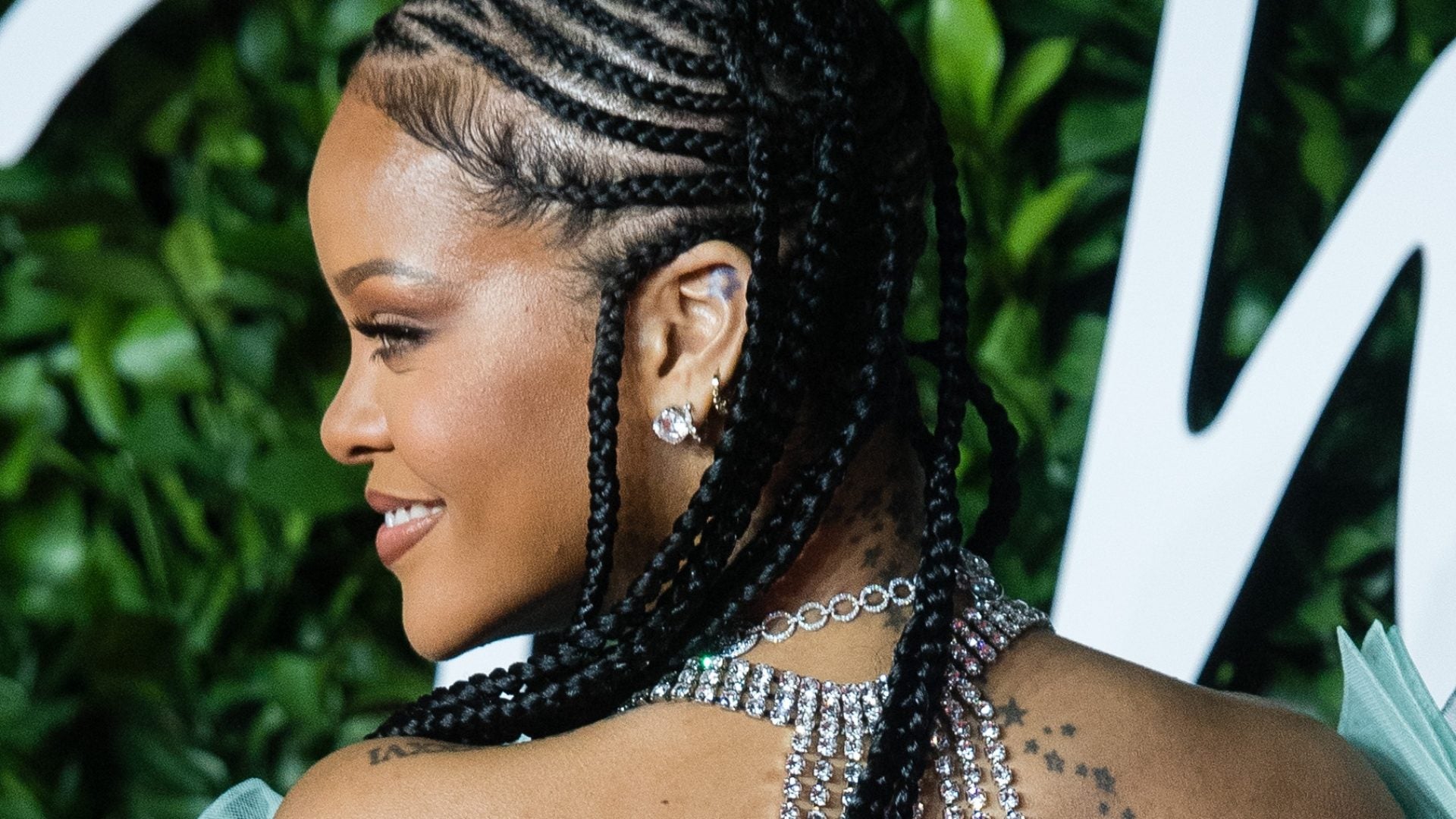 Sensitive Scalp Queens Rejoice: Everything You Need To Know About Getting Braids